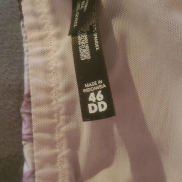 Torrid curve Push Up Tshirt bra 46dd - Picture 3 of 4